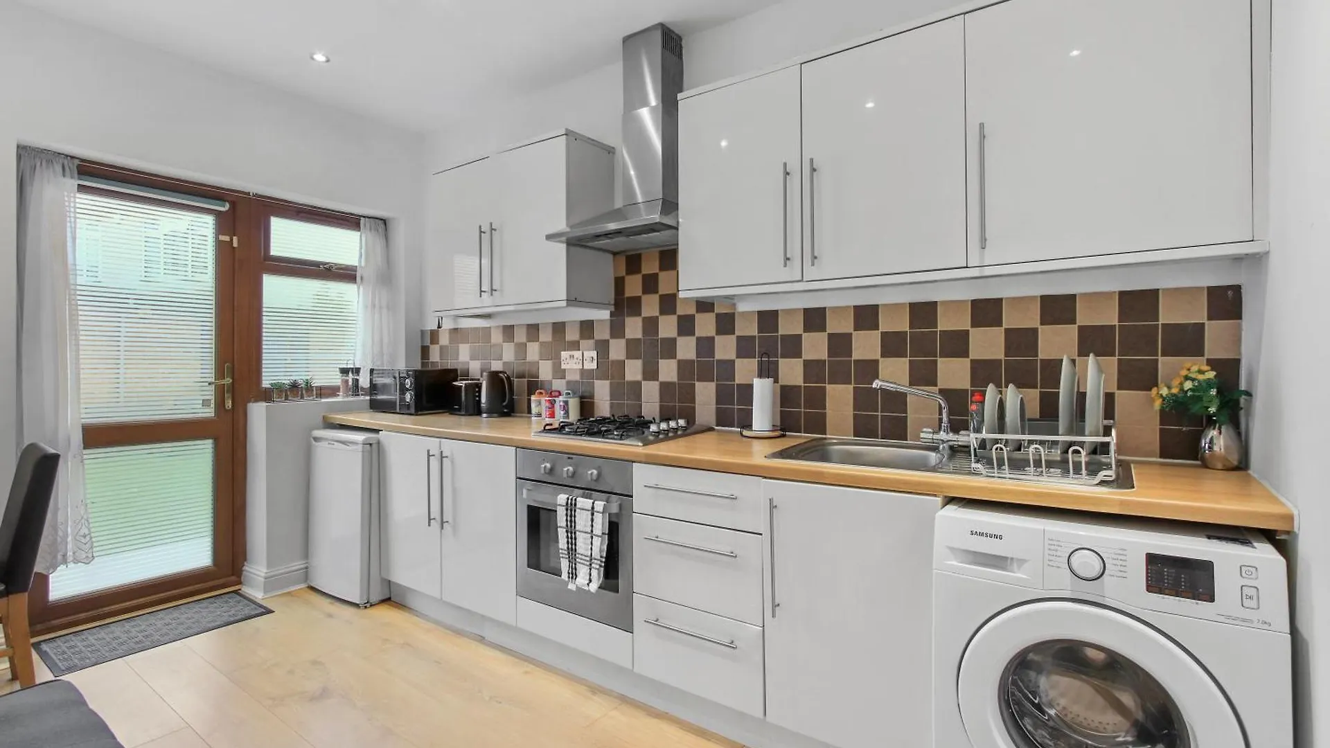 Flat In London, Close To Station Apartment Ilford
